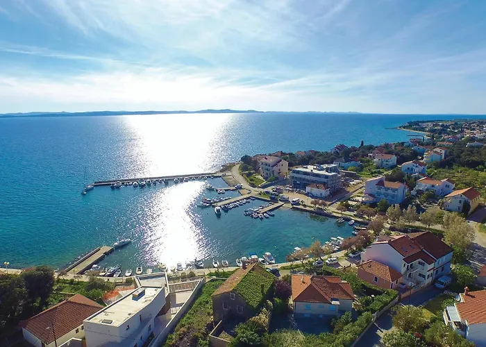 Stunning Home In Petrcane With Wifi Σπίτι διακοπών Petrcane